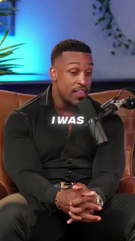 A post by @fitness_life_fitness on TikTok caption: Is Ashton Hall the fastest influencer ⁉️ 🔴 Unlock Your Potential with Our Ultimate 8-Weeks Shred Program 💪  Link in bio ⬆️  ##workoutplan##sports##GymTok##gymmotivation##fitness##workout ##viralvideo##viral##bodybuilding##bodybuilder##usa🇺🇸##canada🇨🇦##america##europe##england#usa_tiktok
