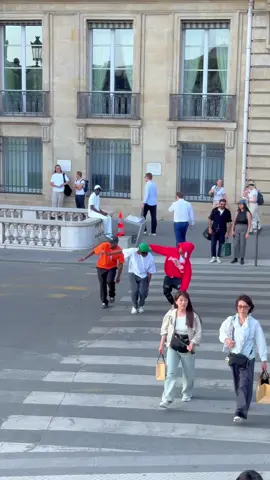 A post by @jikamanu on TikTok caption: J’aime trop cette trend désolé 😂✨ (2021 tiktok vibes ) @Yevon @Dada 
