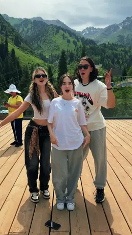 A post by @the.yolohouse on TikTok caption: @polina @aidyn @Ася Пампкин 