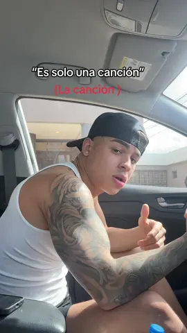 A post by @jlexispr1 on TikTok caption: 🖤🖤🖤🖤🖤
