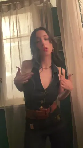 A post by @ on TikTok caption: ,,Без край, но‘’ вече излезе и имаме официален танц!🪽Тагвайте ме, като го направите и ще репоствам🤍 Обичам ви! #foryou #безкрайно #alexcheto1 #bulgaria 