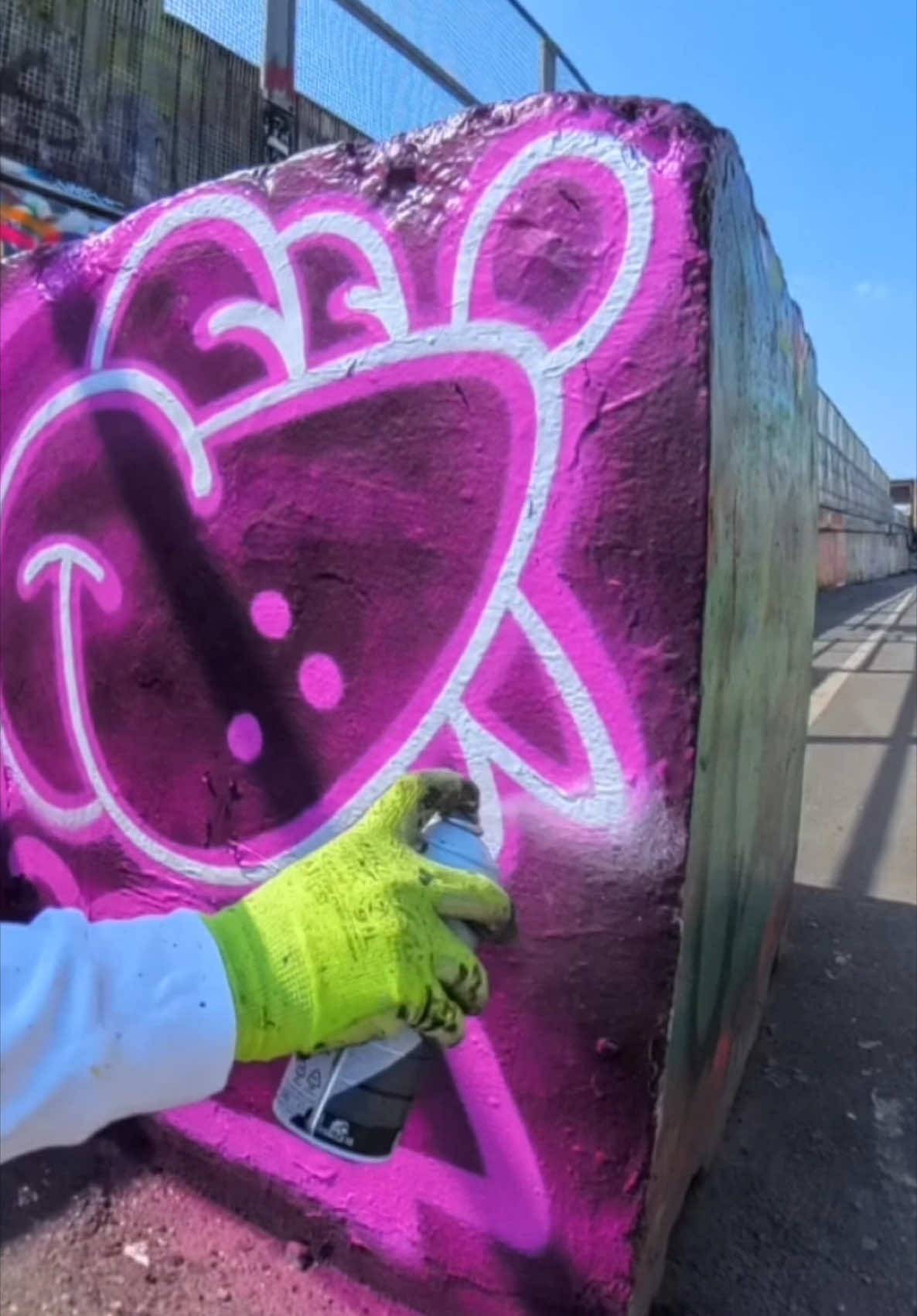 A post by @fatcapsprays on TikTok caption: Passing through Allen Gardens in Shoreditch #art #painting #streetart 
