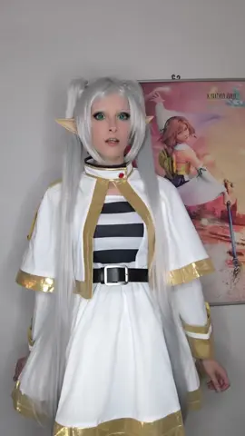 A post by @sakurakazecos on TikTok caption: #frierenbeyondjourneysend #frieren #frierenanime #frierencosplay #frierenbeyondjourneysendcosplay #cosplay #cosplaygirl 
