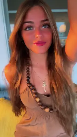 A post by @iamjumo on TikTok caption: I missed this song #Pizza #jersey #summer 