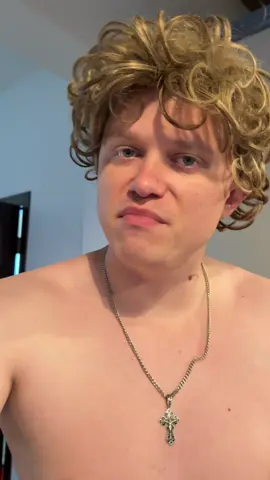 A post by @aparyk on TikTok