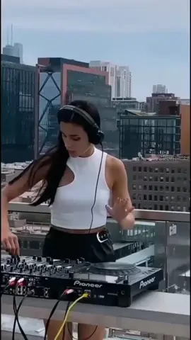 A post by @radiointense21 on TikTok caption: #recuerdos 