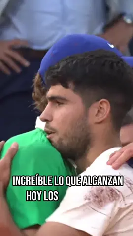 A post by @alvarezmaynez on TikTok caption: La final de Roland Garros fue un increíble ejemplo de fortaleza mental y física por parte de Carlos Alcaraz 🎾.