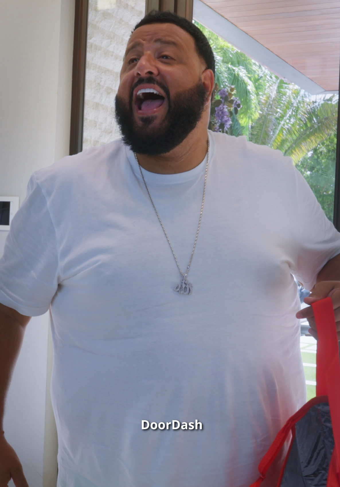 A post by @djkhaled on TikTok caption: Happy Father’s Day to all the amazing fathers out there! Make sure to ORDER THE @DOORDASH for all the amazing dads!  #DoorDashPartner 