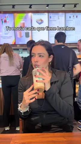 A post by @lozano_gf on TikTok caption: Tu novia cada que tiene hambre: #fyp #parati #humor #humor #lozano #viral 