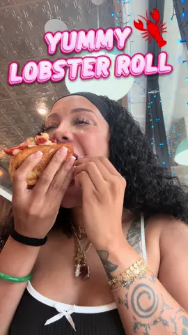 A post by @exactlye on TikTok caption: A time was had! @Luke’s Lobster #santamonica#lobsterroll#lafoodie 