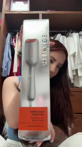 A post by @ferduranc on TikTok caption: 😍😍😍😍@SHEGLAM @SHEGLAM.HAIR #SHEGLAM #sheglamhair #sheglamltcurl #SHEGLAMBeachBabe