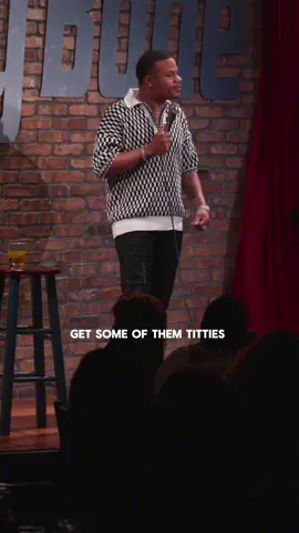 A post by @mojobrookzz on TikTok caption: Just Crowdworkinh! The end is crazy 😂😂😂😂😂😂 #standupcomedy #mojobrookzz 
