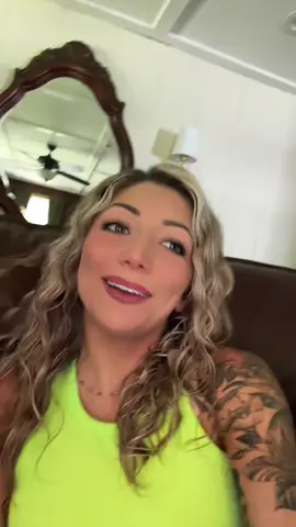 A post by @russell_jessica24 on TikTok caption: Couldn’t be me😅