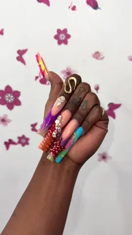A post by @theyhatedaboy on TikTok caption: Nuevo set popoluas 💅🏾🏳️‍🌈🫧✨ Gracias a @liiznails81 #fyp #parati #foryou #viral 