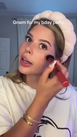 A post by @daniortiiiii on TikTok caption: grwm for my bday party 🥳 
