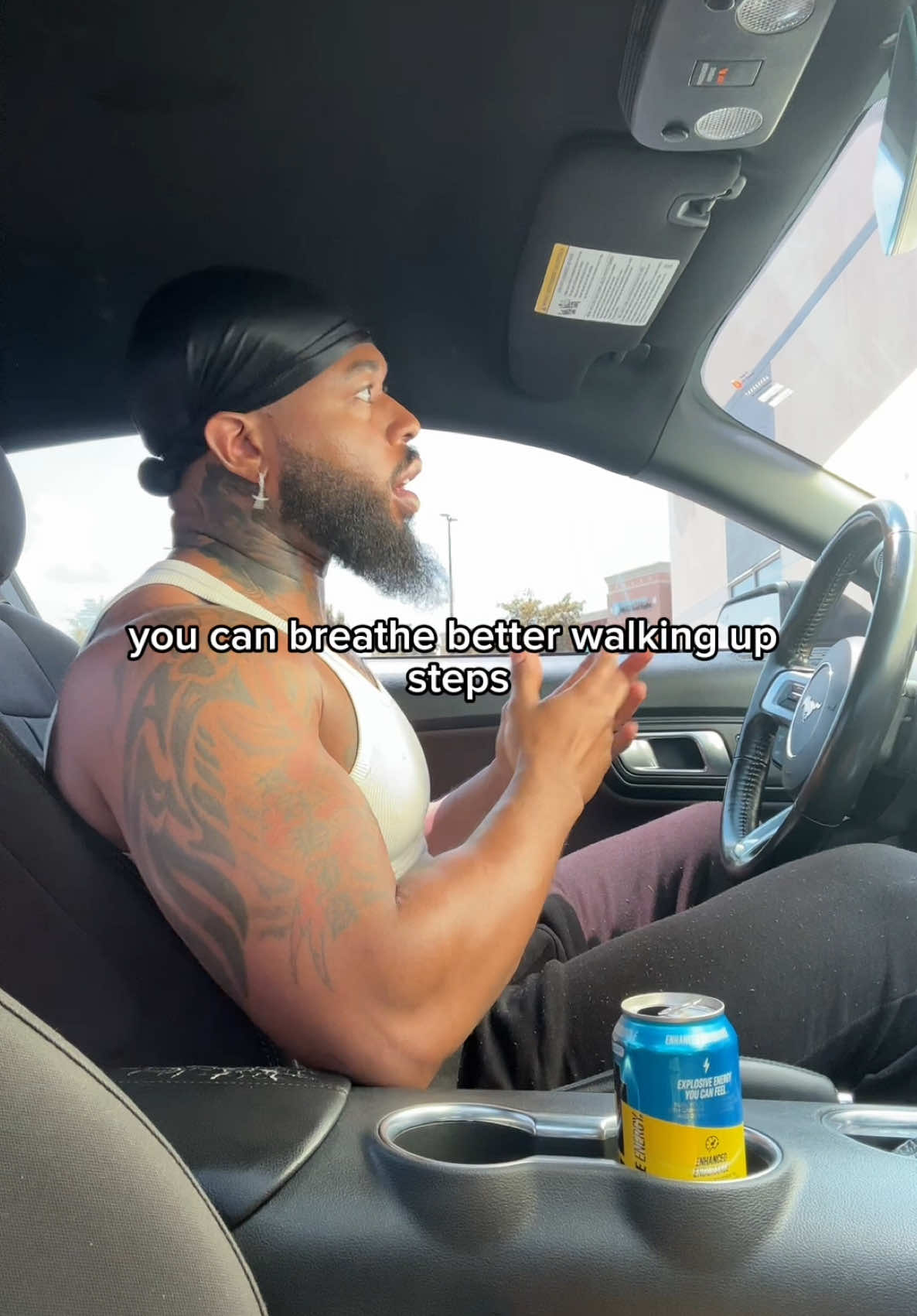 A post by @deathstrokefitness on TikTok caption: Throw the scale away…#learnontiktok #weightlosstips 