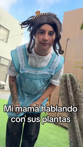 A post by @marioaguilar on TikTok caption: Las mamás hablando con sus plantas 😂 🪴 #marioaguilar #comedia 