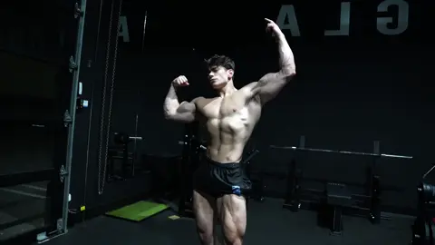 A post by @clarkybateman on TikTok caption: no pump, we were just messing around after a leg day 😸gonna let the first yt vid marinate a bit before I drop more stuff so stay tuned 😏