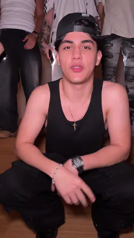 A post by @alan.arrieeta on TikTok caption: a quien reconocen? 👻