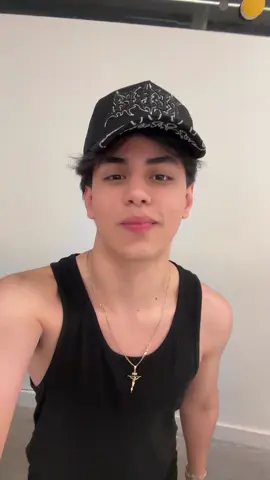 A post by @alan.arrieeta on TikTok caption: @Tati @Carol Castro 