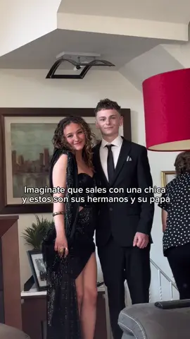A post by @chrisrenaudd on TikTok caption: No mordemos a menos de que tengakos que, si nos somos a tosa madre! 😅 #fyp @Vivi🇲🇽 