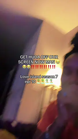 A post by @maeerozayy92 on TikTok caption: #LoveIsland #fyp @Trey #loveislandusa #funny #explore #foryoupage #huda #jeremiah 