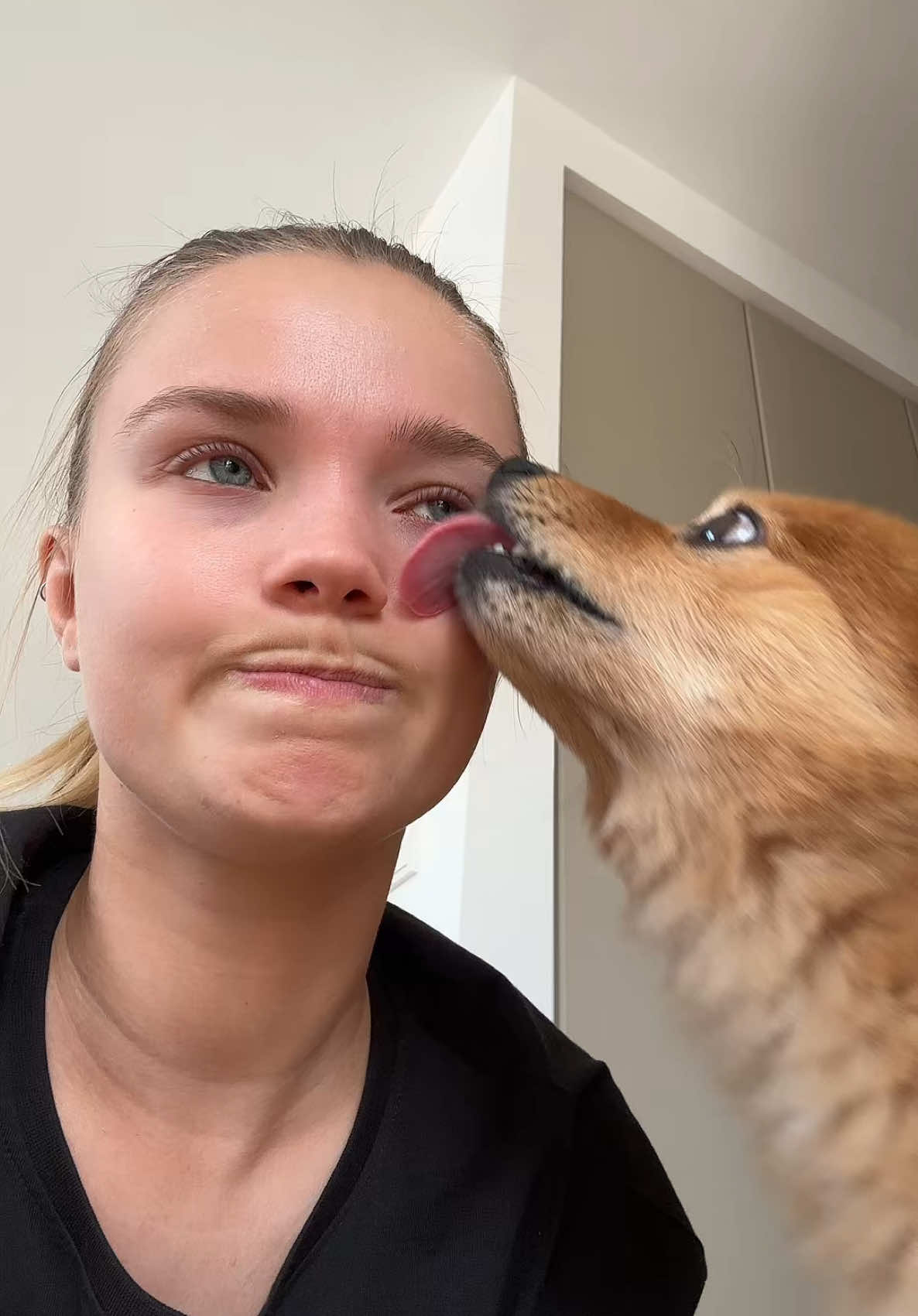 A post by @juliabeautx on TikTok caption: Ich glaub das ist ein ja 