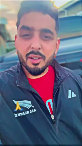 A post by @dhillon2411 on TikTok caption: 🙏🙌 #dtedhillon 