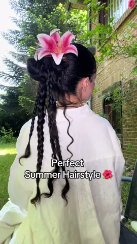 A post by @sanaamanda on TikTok caption: Are we in love ? Yes we are !!! #fyp #sleekhair #summerhairstyle #sleekhairstyle #hairstyle 