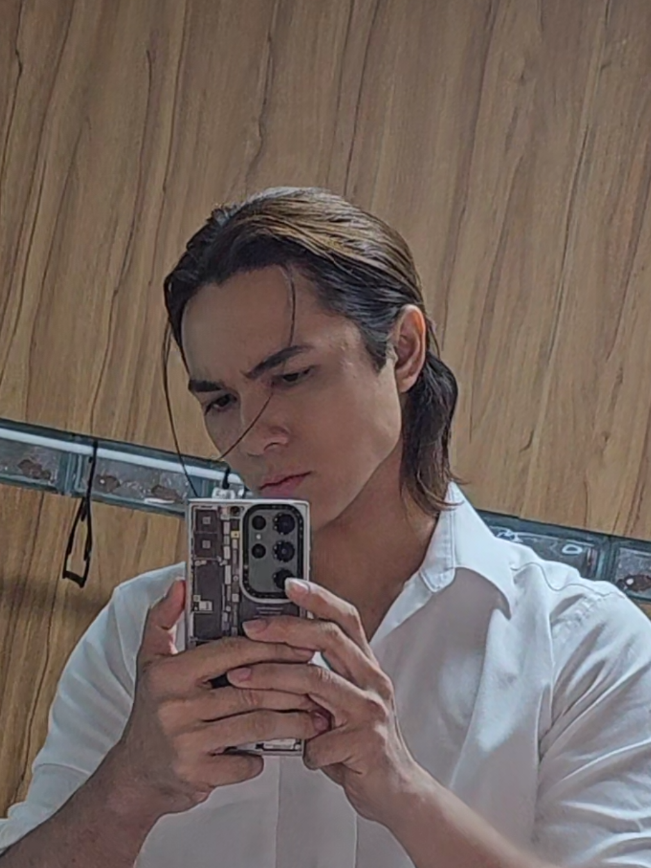 A post by @charliepotjes on TikTok caption: รักฉัน หลง ฉัน!!!! 55555555