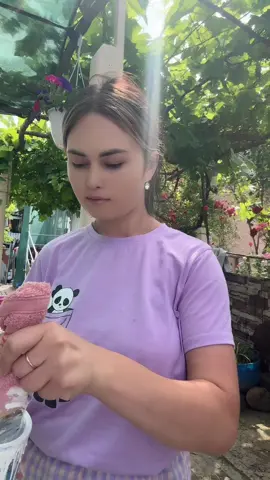 A post by @alina.din.moldova on TikTok caption: #😁 