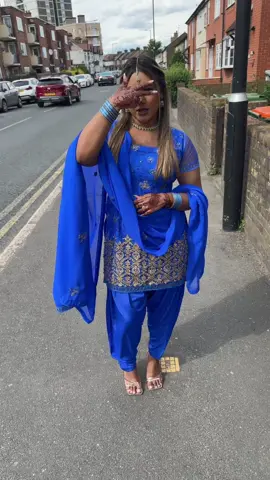 A post by @tanyabegum04 on TikTok caption: #tanyabegum04 #foryoupagе #bengaligirl #terapyaar 