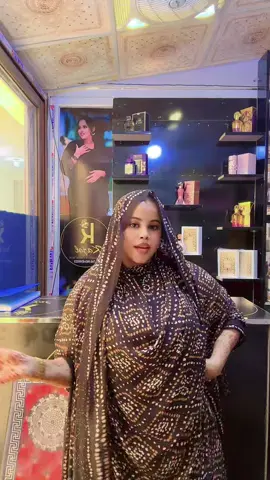 A post by @kajolqueenhanio on TikTok caption: #hargesa #numberka #0638350223 #kajalqwenhani0 