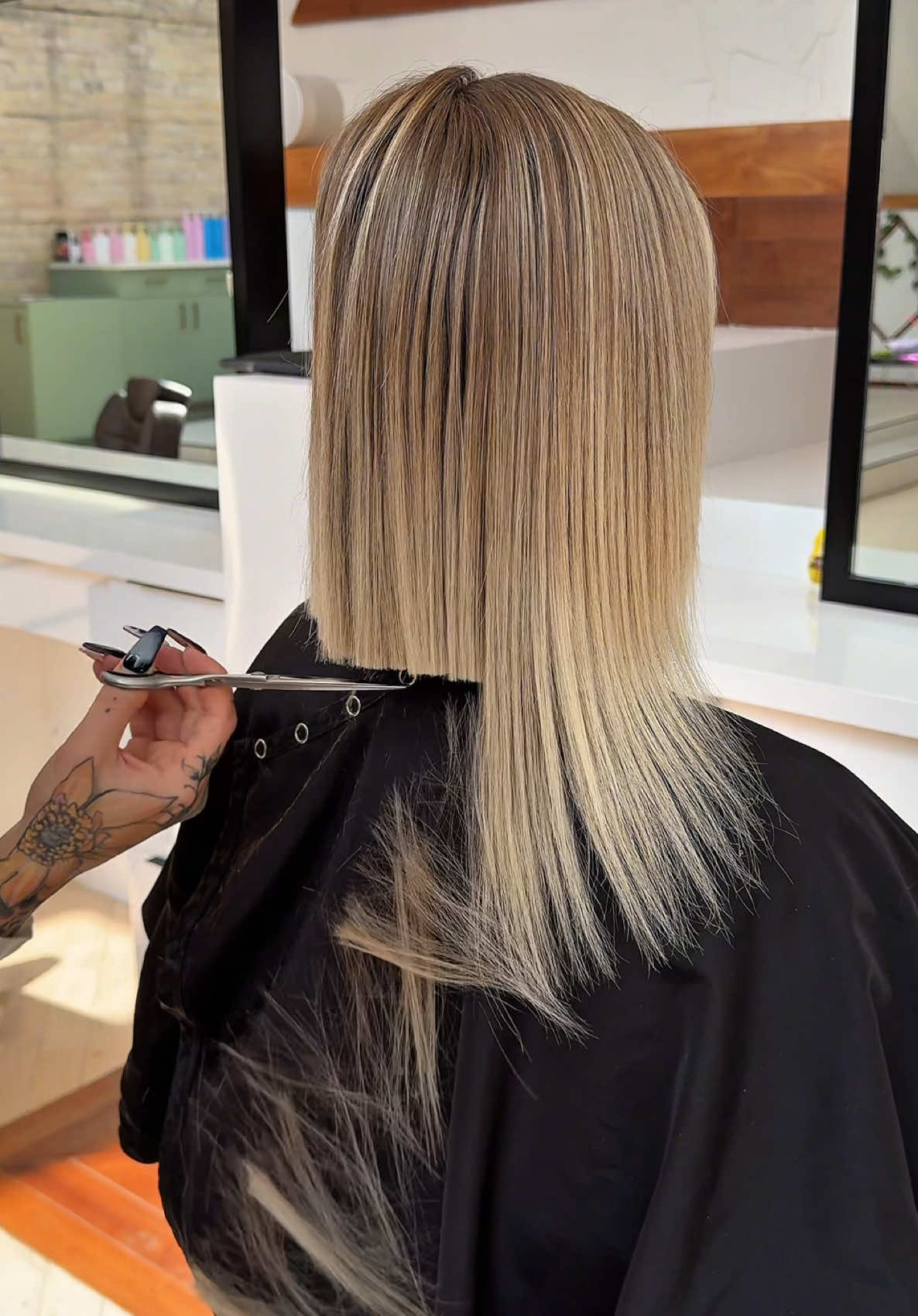 A post by @abbeybrookee on TikTok caption: 18 hours worth of online education opens this Monday 🥹✨  3 foilayage courses (blonde, bronde, brunette + base break)  3 reverse foilayage courses  3 red courses  9 looks, 18 hours worth of education!  Click the link in my bio to sign up for early access which opens Monday!  Ps. If you’re not signed up for early access, you won’t be able to see all the awesome stuff we have in store! 🫶🏻✨ #copperhair #blondehair #haireducation #hairedu 