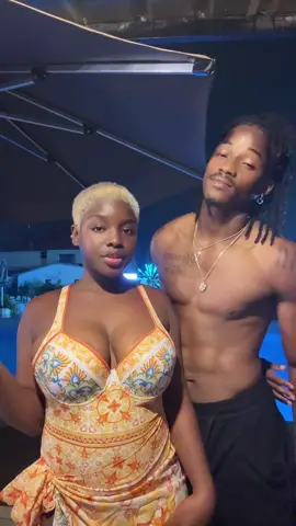 A post by @bozick224 on TikTok caption: Je ne veux que lui 🥲🤍💍#fiance #guineenne224🇬🇳 #viralvideos #pourtoi #💍 #khaliletmariam 