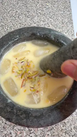 A post by @manistyle321 on TikTok caption: try this amazing mango lassi #viral #trending #foryoupage #manistyle 