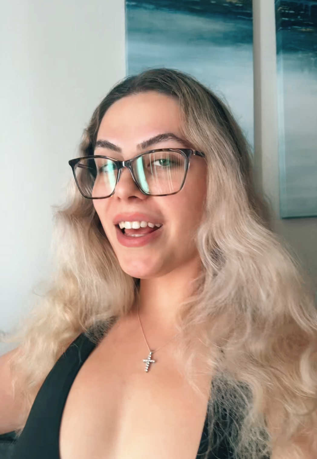 A post by @lexiamor on TikTok caption: i have too many drafts #fyp #early2000s 