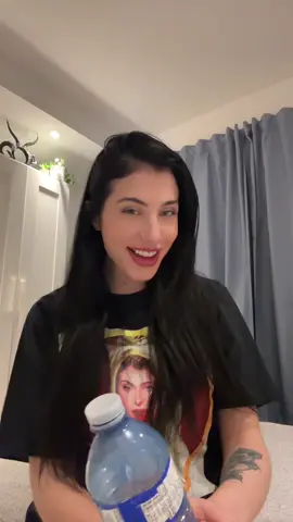 A post by @itsthecrazylatina on TikTok caption: CARAAAAA MI AMORCHHH #cumpleaños #blog 
