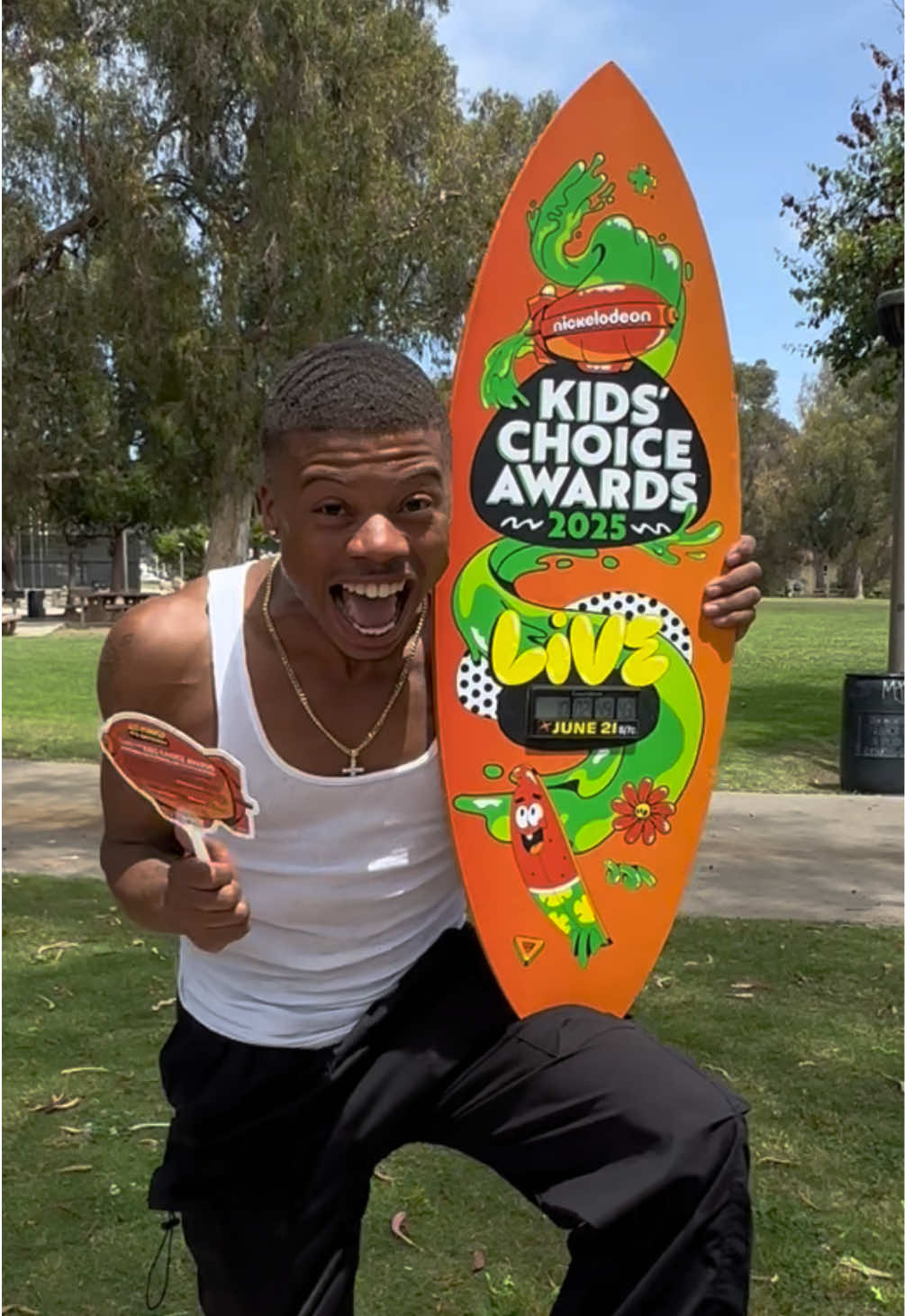 A post by @kitkatkittrell on TikTok caption: So excited to be invited to the kids choice awards with @Nickelodeon & @SpongeBob  💚 #fyp #kitkatkittrell #kidschoiceawards #losangeles #nickelodeon 