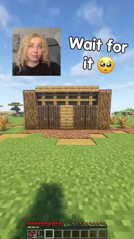 A post by @lucky.maker on TikTok caption: House for tralaleritos 🥺🦈#minecraft