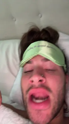 A post by @bryanthediamond on TikTok caption: 4pm is DIABOLICAL 💀 my body was OVER my BS #fyp #besties #bryanthediamond 