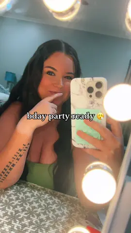 A post by @itshannahmsd_ on TikTok caption: LETS GOOOO