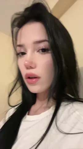 A post by @sekerinyo on TikTok caption: sende bütün sebepler yalan