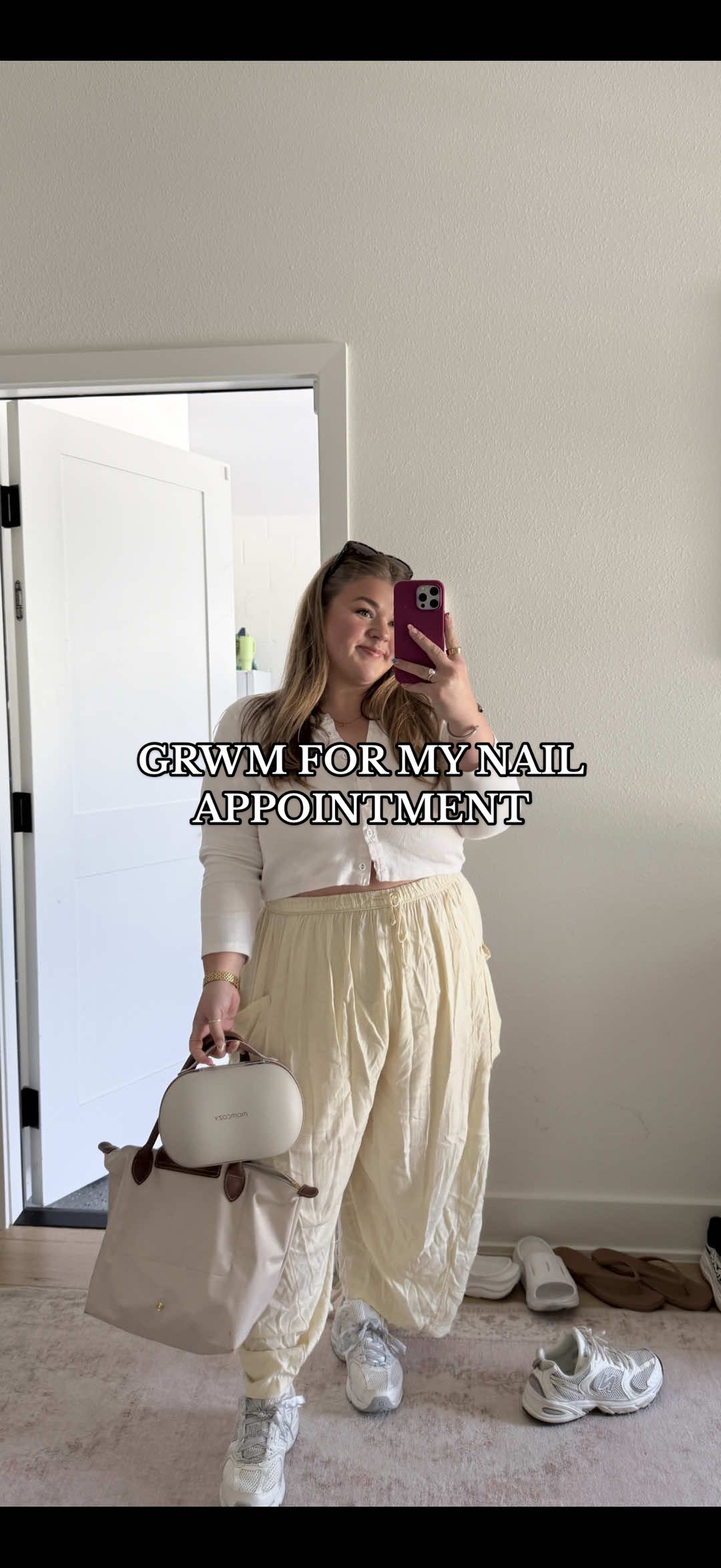 A post by @_samanthajo_ on TikTok caption: GRWM TO ACTUALLY LEAVE MY HOUSE YAY #grwm #easymakeup #makeuptutorial #chitchatgrwm #makeuproutine #newmom #firsttimemom #sahm #youngmom #morningvlog #postpartumjourney 
