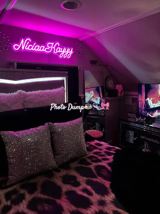 A post by @niciaakayyy on TikTok caption: Photo Dumps>>☕️🫧🎀 #fypシ゚viral #photodump #roomtour #blingbling #perfumecollection #blackgirlroomdecor 