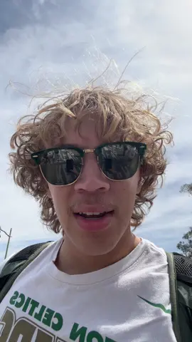 A post by @cricken_ on TikTok caption: no one is blocking traffic 