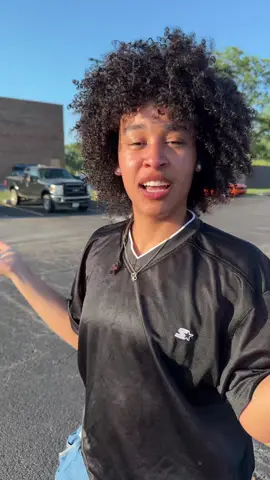 A post by @summbasic on TikTok caption: #summspeshul 