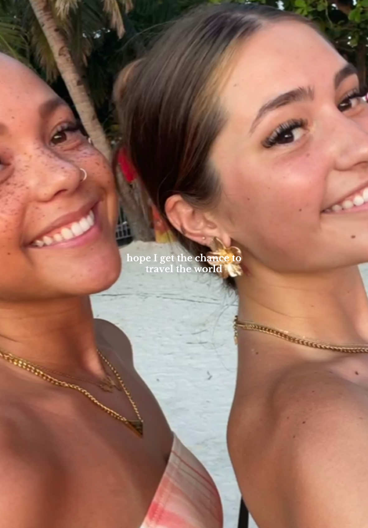 A post by @malayamunsonn on TikTok caption: Live photos>>>🏝️🥥🍹🐚☀️#philippines #traveltok #traveltiktok 