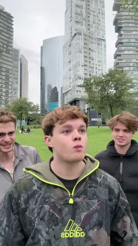 A post by @brandon.vela on TikTok caption: #popular #fyp #parati 