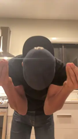 A post by @itsseanbankhead on TikTok caption: why would keith eat this like that